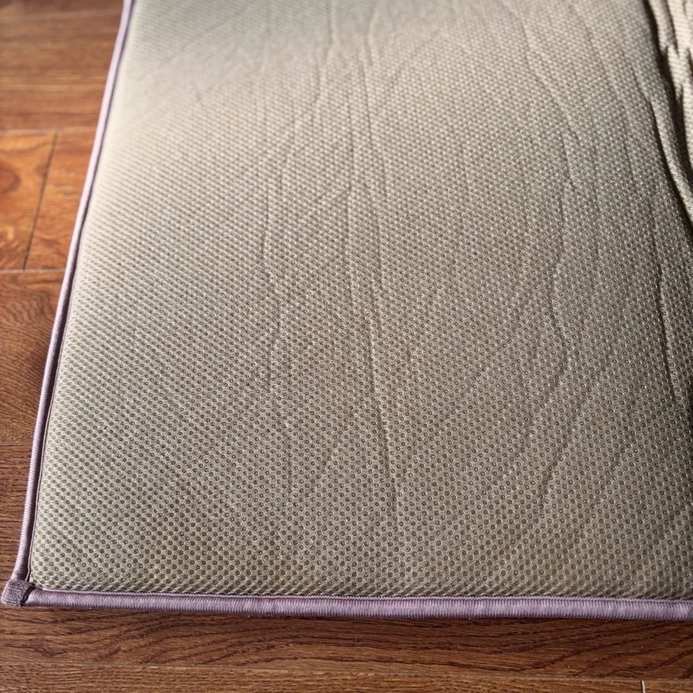 Memory Foam Bath Mat with Diamond Texture - pink